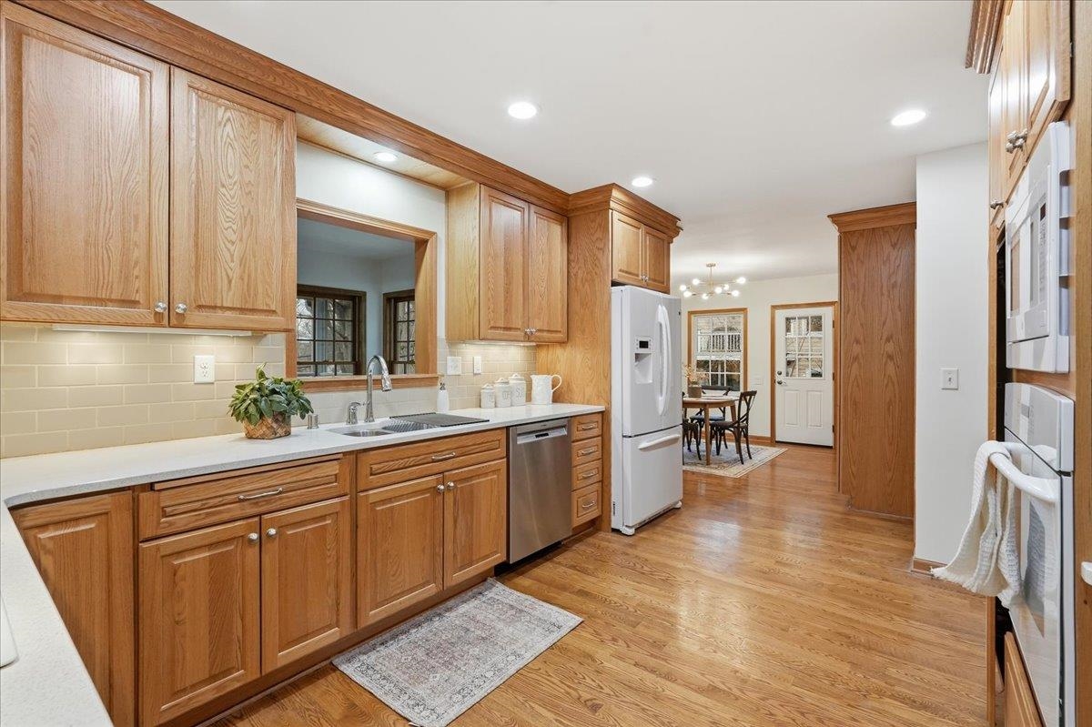 3223 Topping Road Madison, WI 53705 - Photo 16 of 53