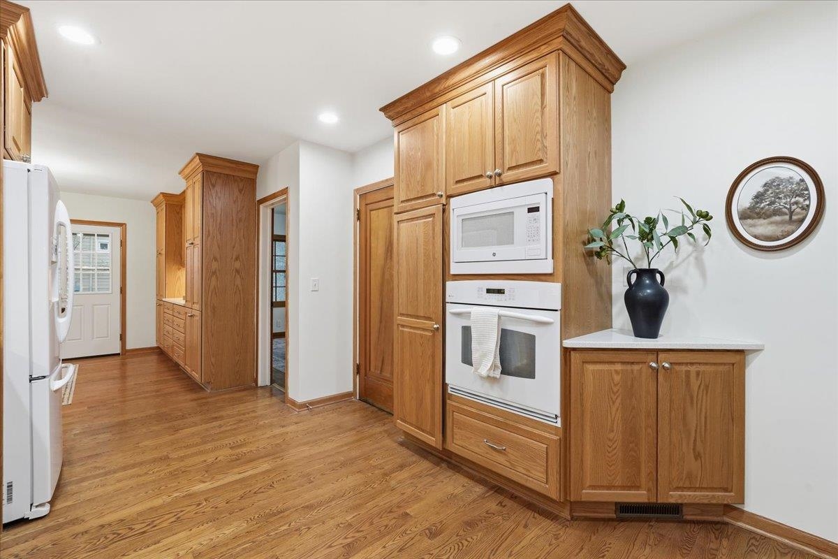 3223 Topping Road Madison, WI 53705 - Photo 17 of 53