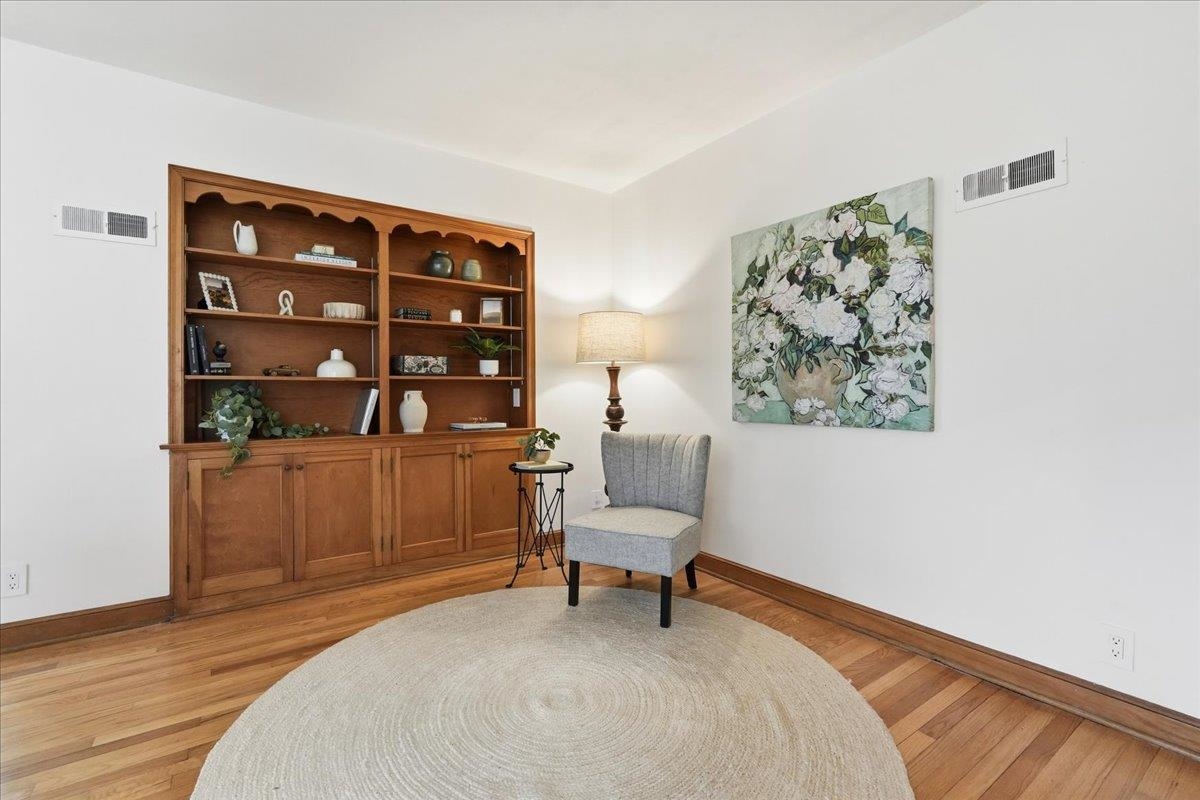 3223 Topping Road Madison, WI 53705 - Photo 3 of 53