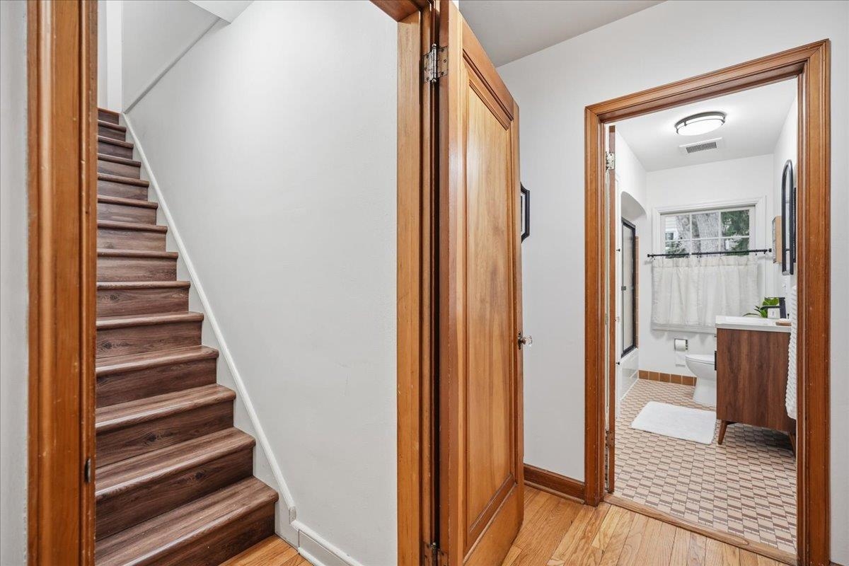 3223 Topping Road Madison, WI 53705 - Photo 32 of 53