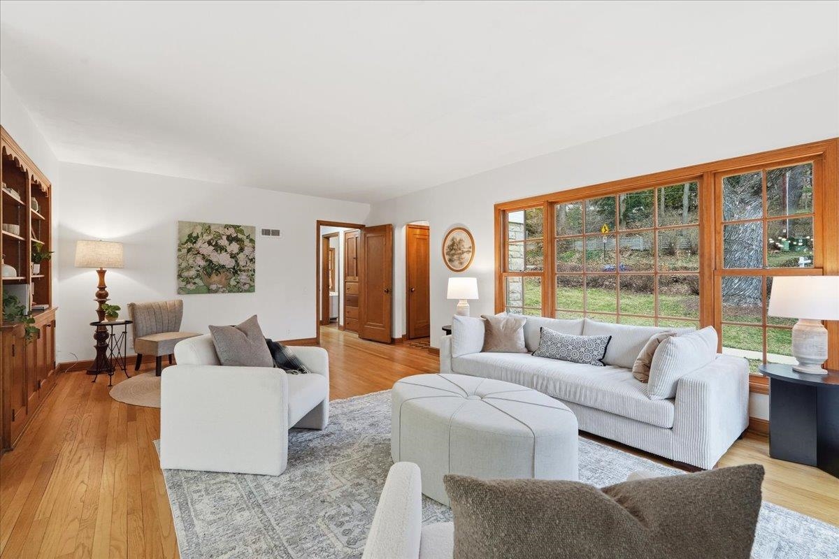 3223 Topping Road Madison, WI 53705 - Photo 6 of 53