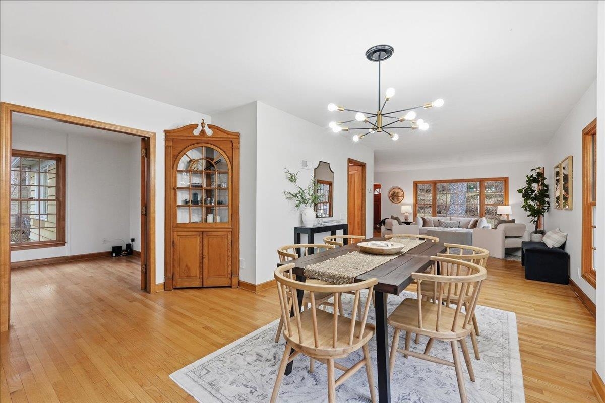 3223 Topping Road Madison, WI 53705 - Photo 10 of 53