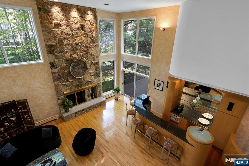 78 Apple Ridge Road Woodcliff Lake, NJ 07677 - Photo 5 of 38