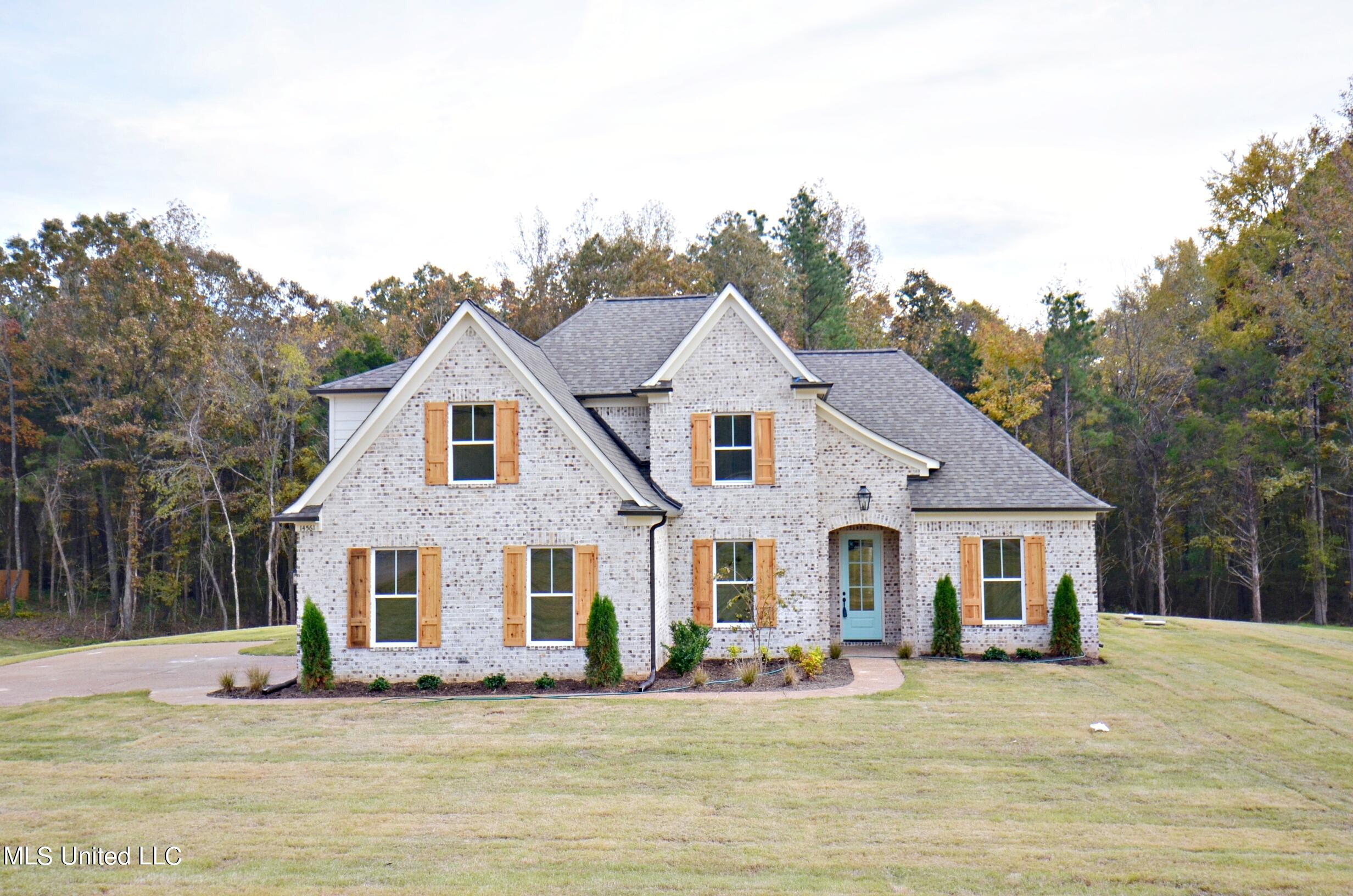 14561 Hidden Loop Byhalia, MS 38611 - Photo 1 of 26 Front of home_pe