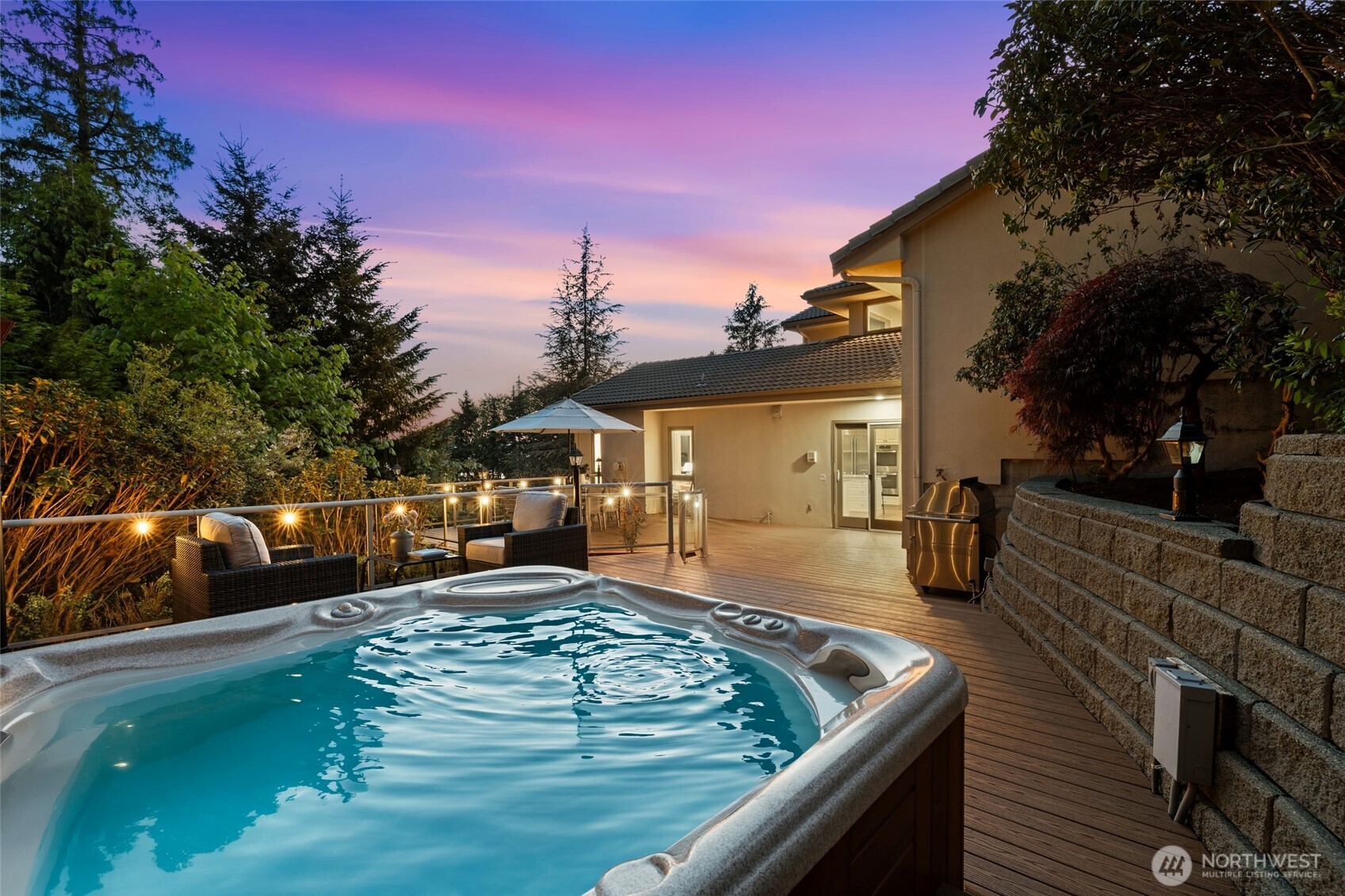 8144 West Mercer Way Mercer Island, WA 98040 - Photo 35 of 40