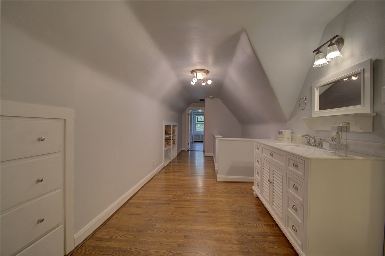 1065 Lawton Road Covington, KY 41011 - Photo 21 of 46 Gallery Image 21