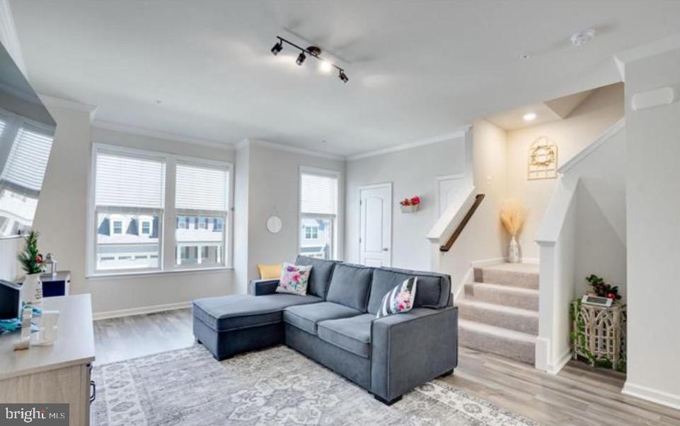 1328 Ricketts Road Frederick, MD 21702 - Photo 16 of 26 Family room