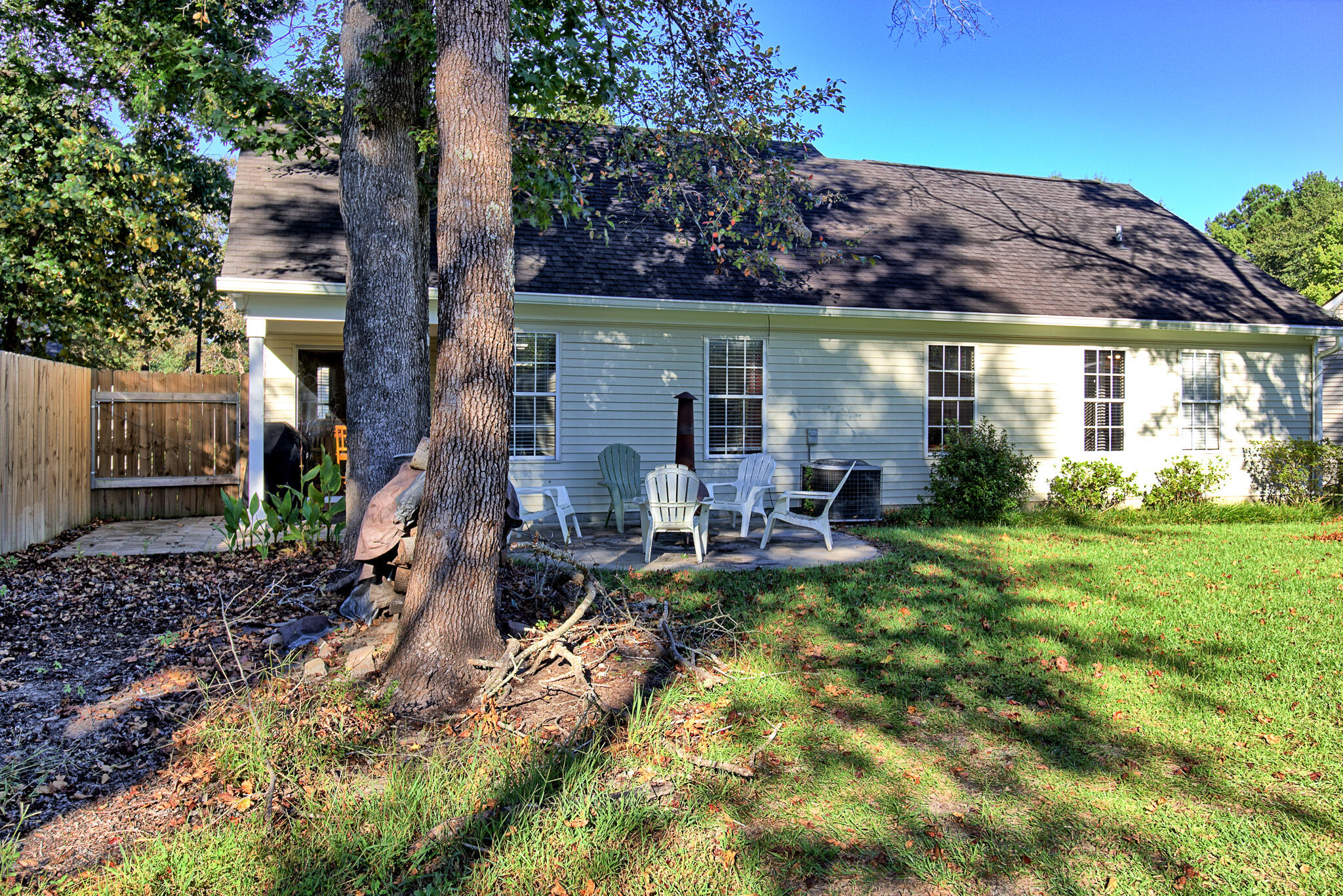 103 Jarett Road Summerville, SC 29485 - Photo 28 of 31 Backyard
