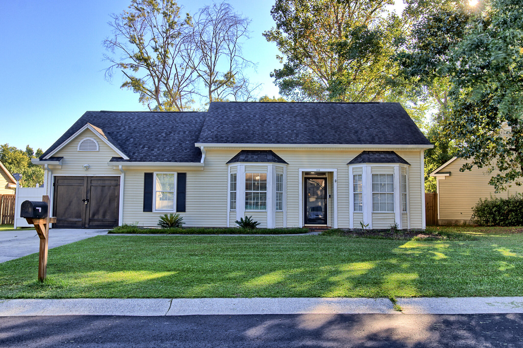 103 Jarett Road Summerville, SC 29485 - Photo 3 of 31 Full view