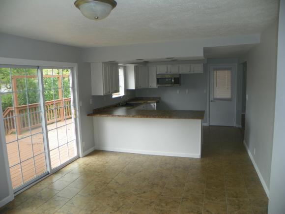 709 Ranch Road Connersville, IN 47331 - Photo 4 of 15 Gallery Image 4