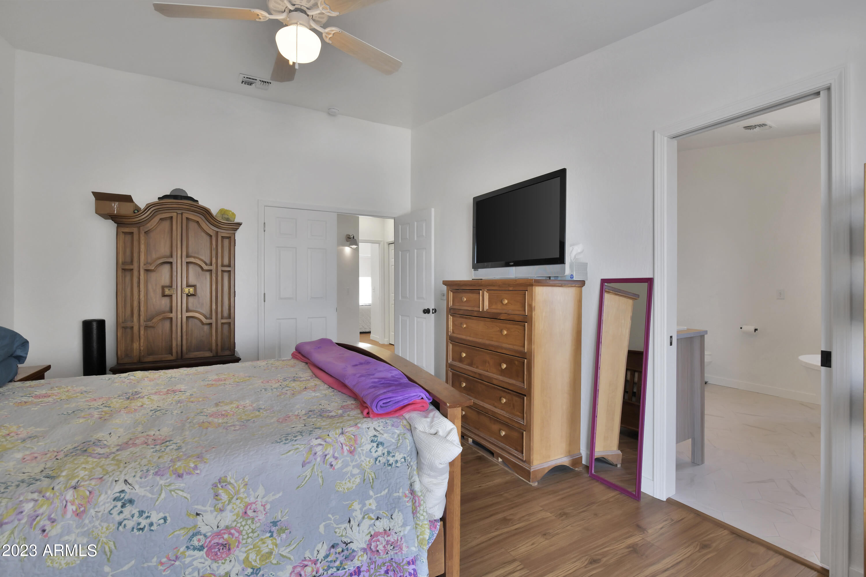 5428 North Long Rifle Road Prescott Valley, AZ 86314 - Photo 21 of 42 Master Bedroom