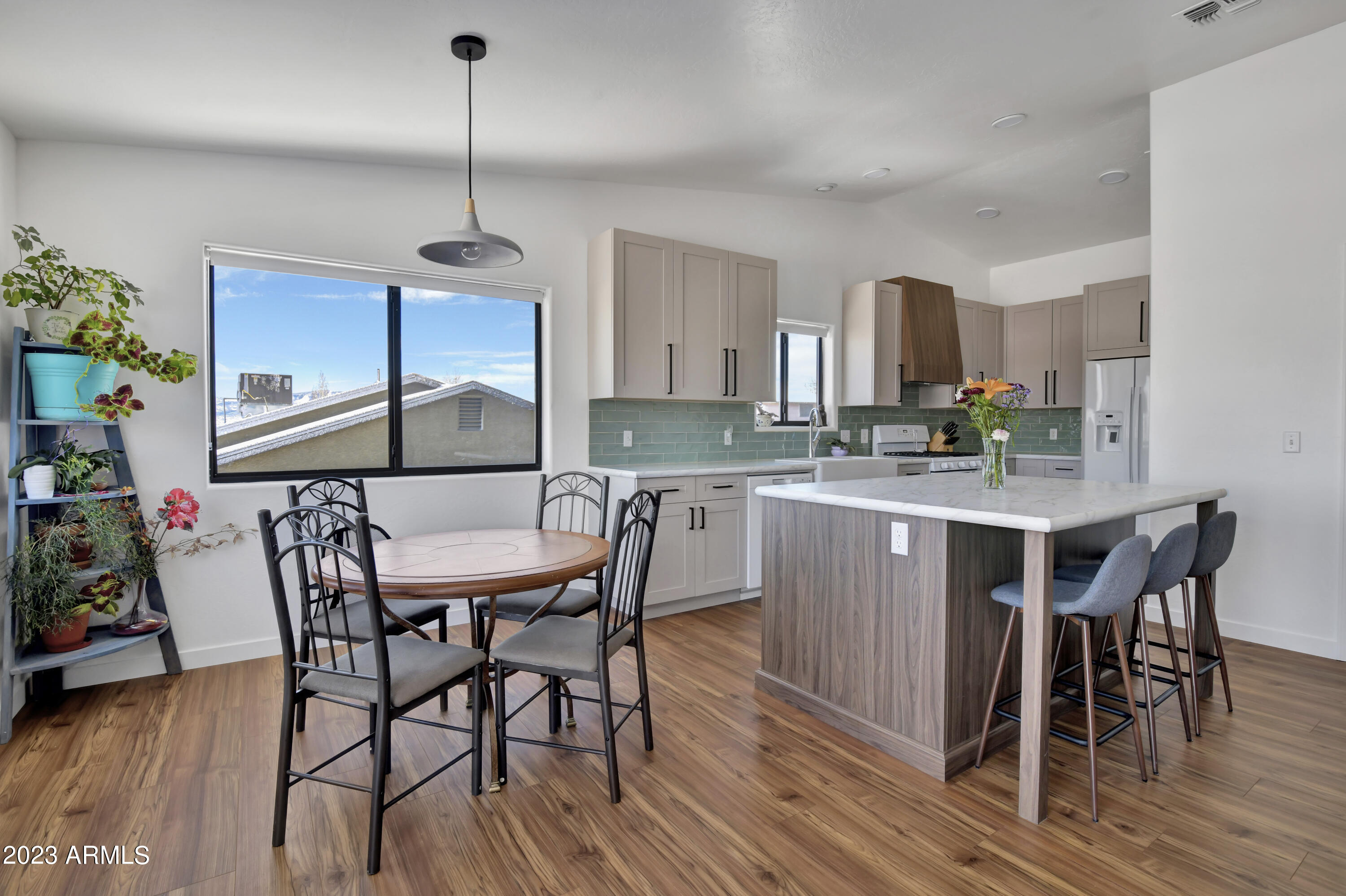 5428 North Long Rifle Road Prescott Valley, AZ 86314 - Photo 10 of 42 Kitchen