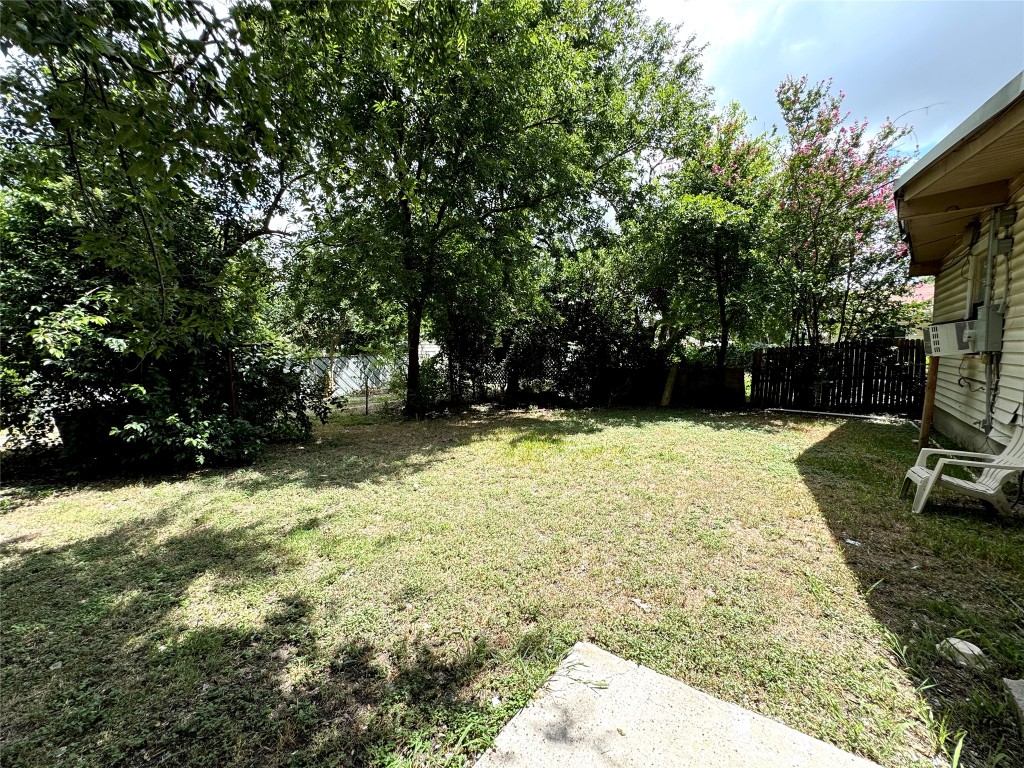 1007 North 17th Street Temple, TX 76501 - Photo 11 of 11 a view of backyard with swimming pool