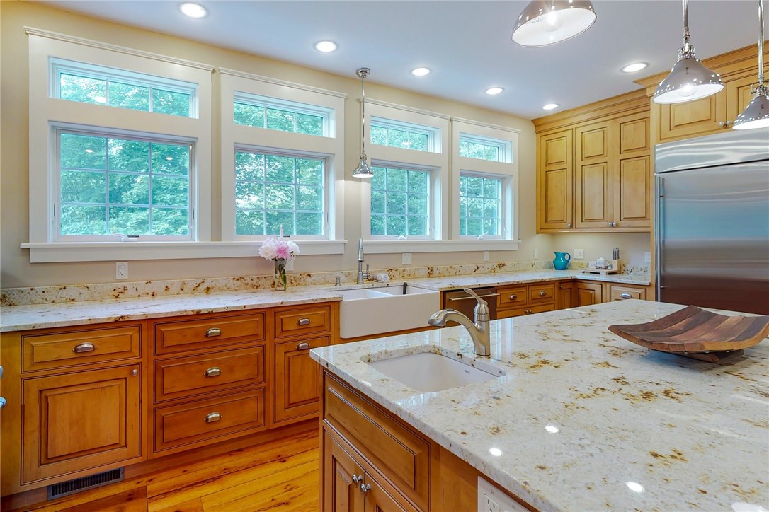 63 Arnolda Round Road Charlestown, RI 02813 - Photo 20 of 50