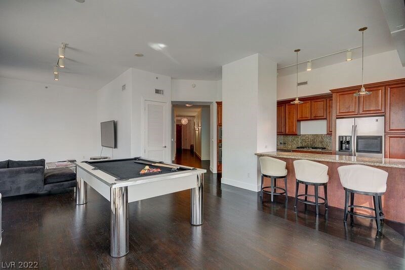 360 East Desert Inn Road, Unit 1504 Las Vegas, NV 89109 - Photo 7 of 41