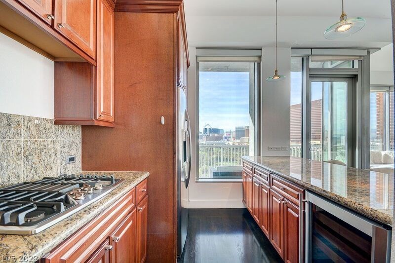 360 East Desert Inn Road, Unit 1504 Las Vegas, NV 89109 - Photo 10 of 41