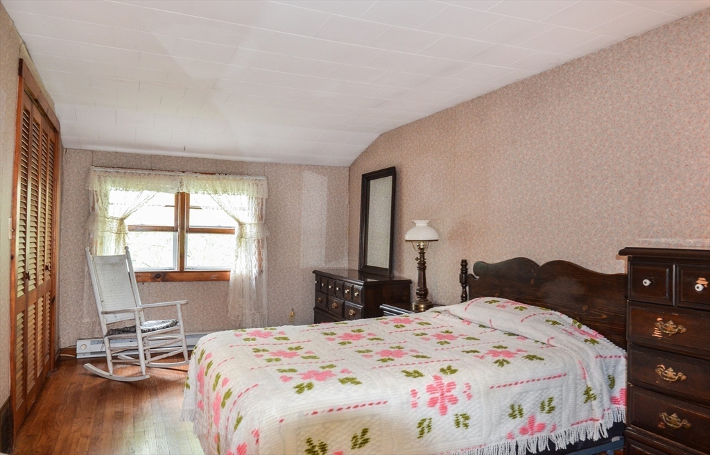 240 Gates Pond Road Berlin, MA 01503 - Photo 17 of 30