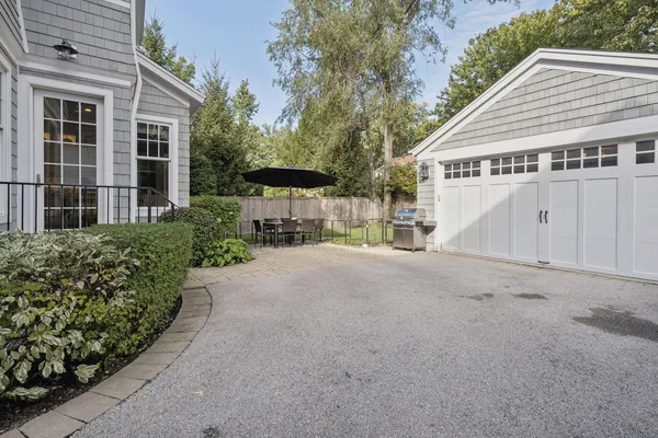 $2,245,000 | 1159 Chatfield Road, Winnetka, IL 60093