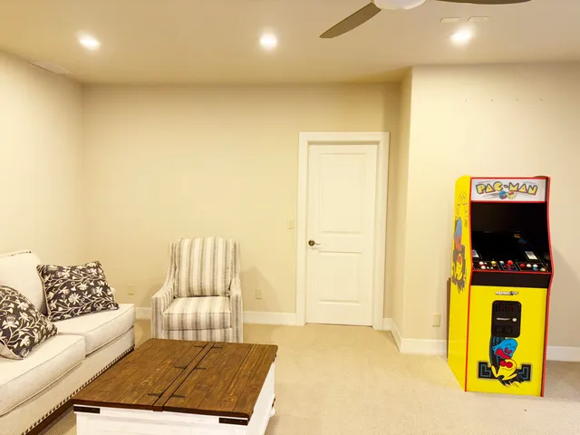 $949,900 | 263 Cedar Creek Drive, Battle Creek, MI 49015