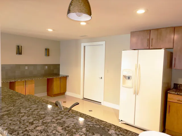 $949,900 | 263 Cedar Creek Drive, Battle Creek, MI 49015