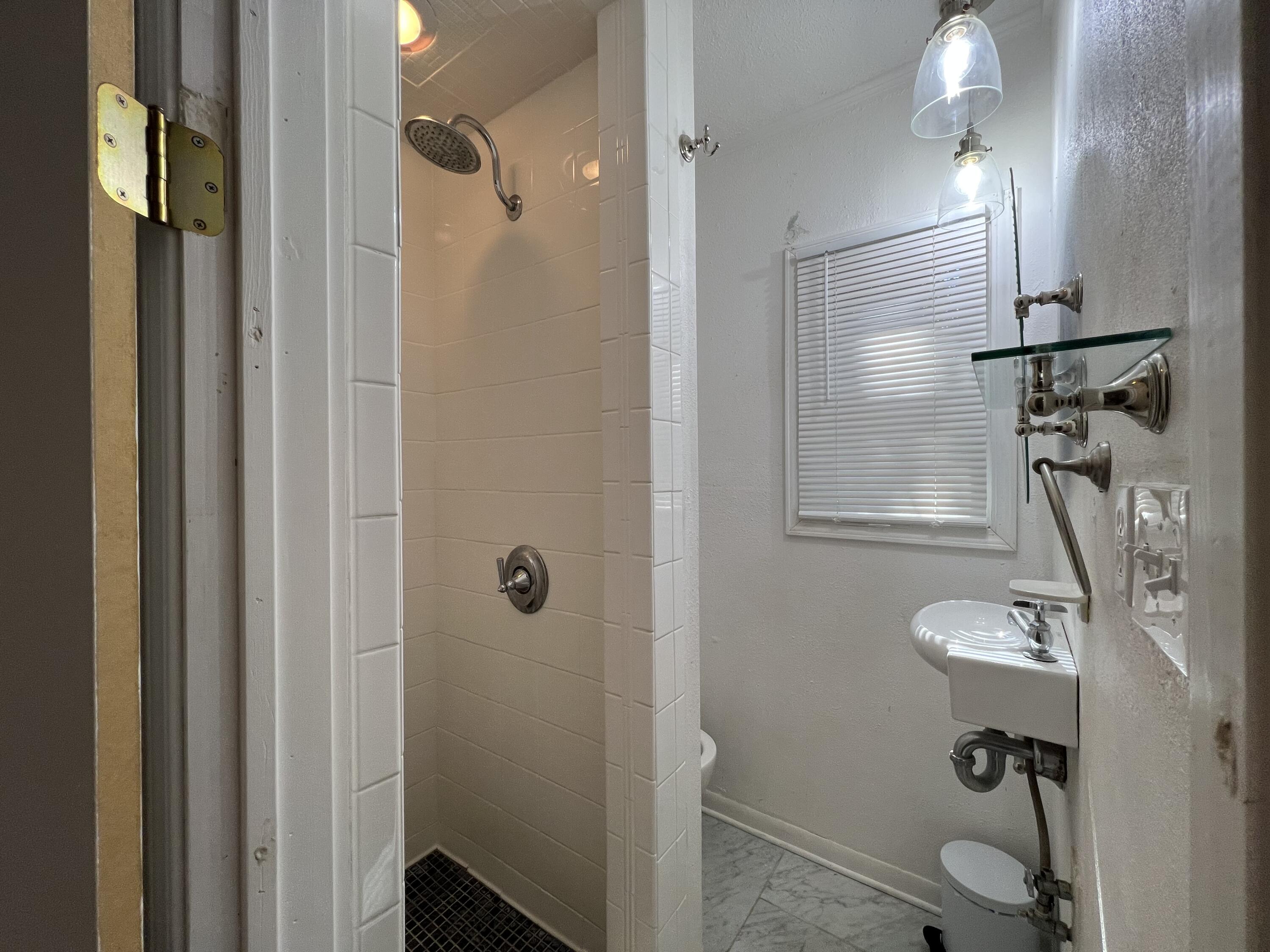 2507 31st Street Lubbock, TX 79410 - Photo 14 of 33 IMG_5243