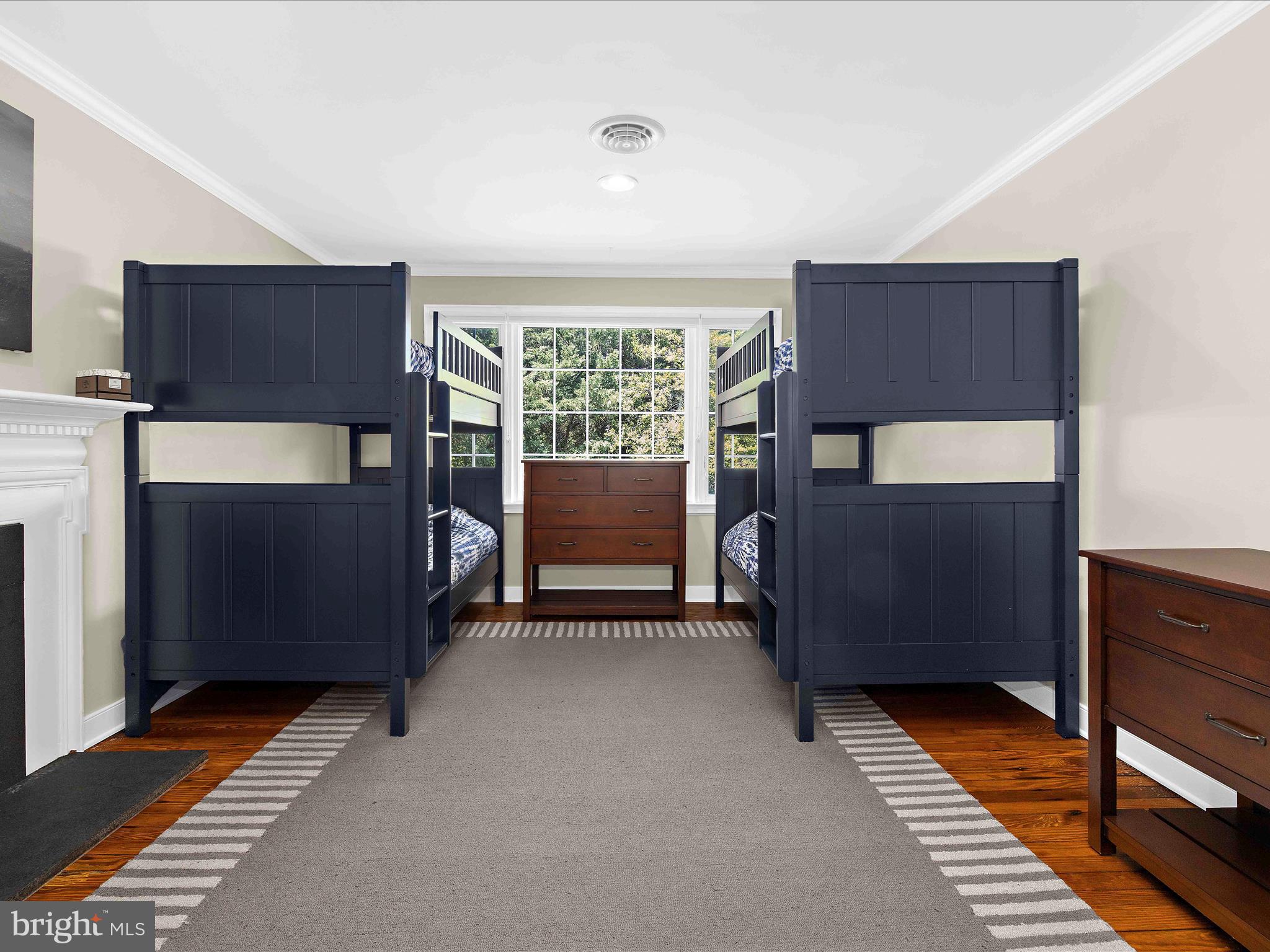 7961 Quaker Neck Road Chestertown, MD 21620 - Photo 38 of 93 a room with furniture and a window