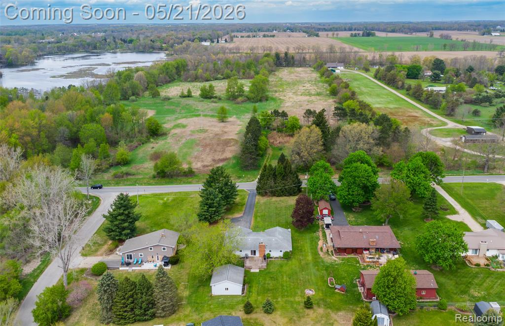 11430 Silver Lake Road Byron, MI 48418 - Photo 29 of 32