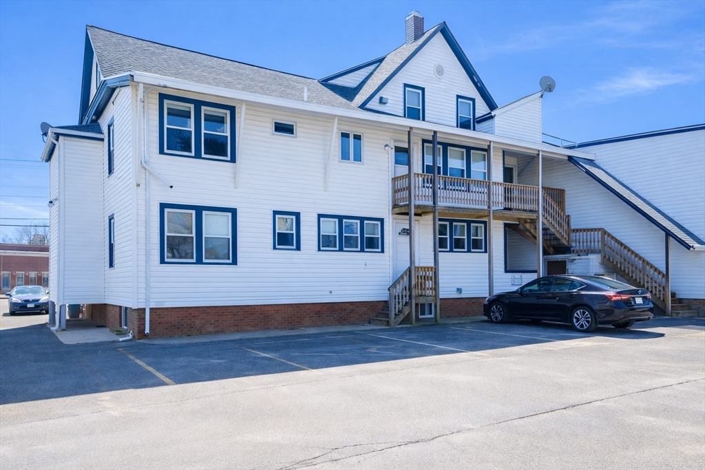 16 Wall Street, Unit 2 Foxboro, MA 02035 - Photo 19 of 21
