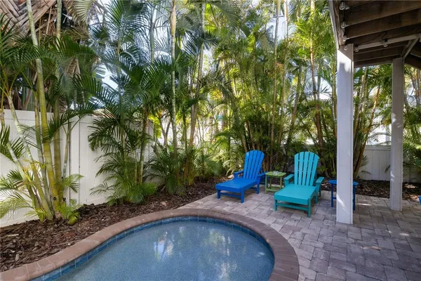 $2,600,000 | 6908 Holmes Boulevard, Holmes Beach, FL 34217