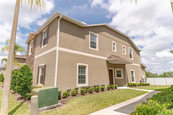 $2,185 | 31235 Claridge Place, Wesley Chapel, FL 33543