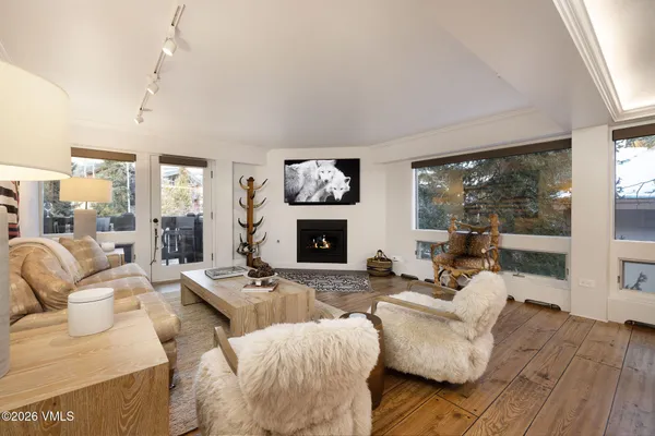 $5,300,000 | 103 Willow Place, Unit 302, Vail, CO 81657