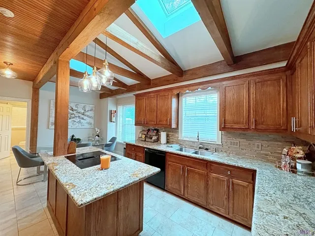 $3,000 | 11831 Thornberry Lane, Baton Rouge, LA 70810