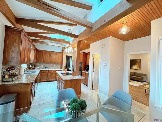 $3,000 | 11831 Thornberry Lane, Baton Rouge, LA 70810