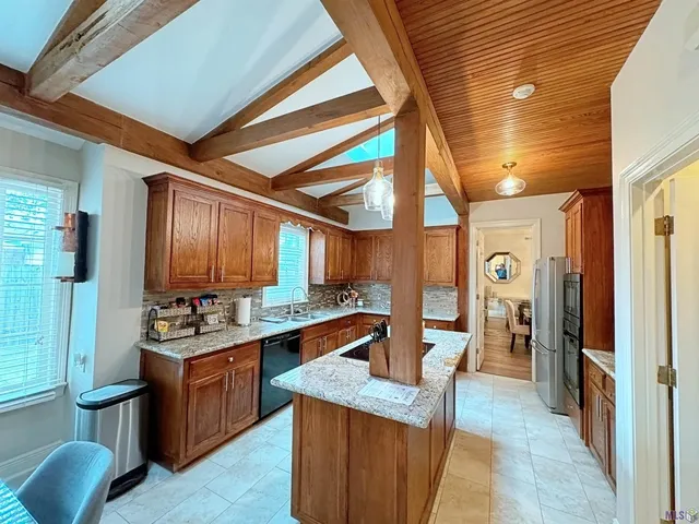 $3,000 | 11831 Thornberry Lane, Baton Rouge, LA 70810