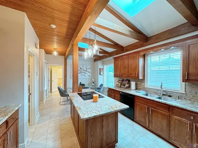 $3,000 | 11831 Thornberry Lane, Baton Rouge, LA 70810