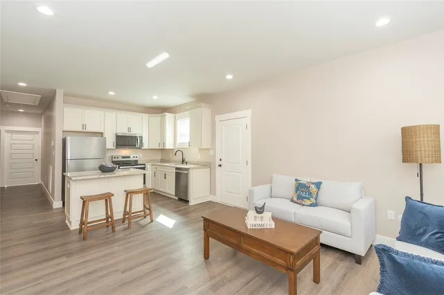 $439,900 | 413 West 2nd Avenue, Unit A & B, Easley, SC 29640