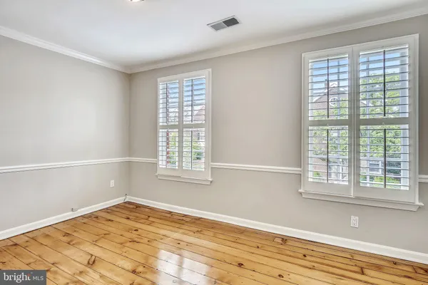 $4,700 | 319 North St Asaph Street, Alexandria, VA 22314