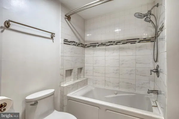 $4,700 | 319 North St Asaph Street, Alexandria, VA 22314