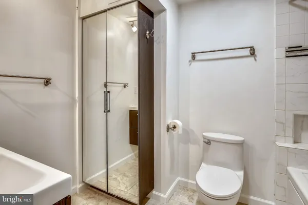 $4,700 | 319 North St Asaph Street, Alexandria, VA 22314