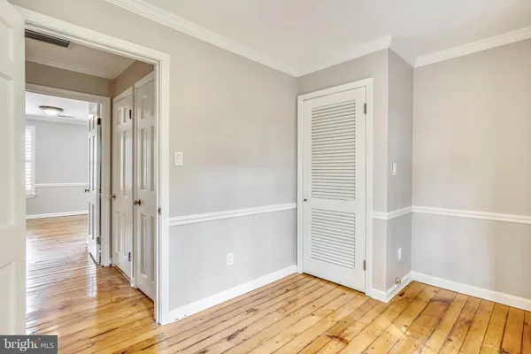 $4,700 | 319 North St Asaph Street, Alexandria, VA 22314