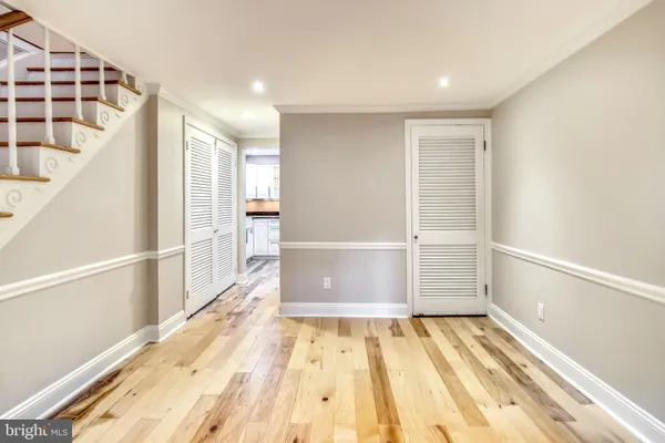 $4,700 | 319 North St Asaph Street, Alexandria, VA 22314