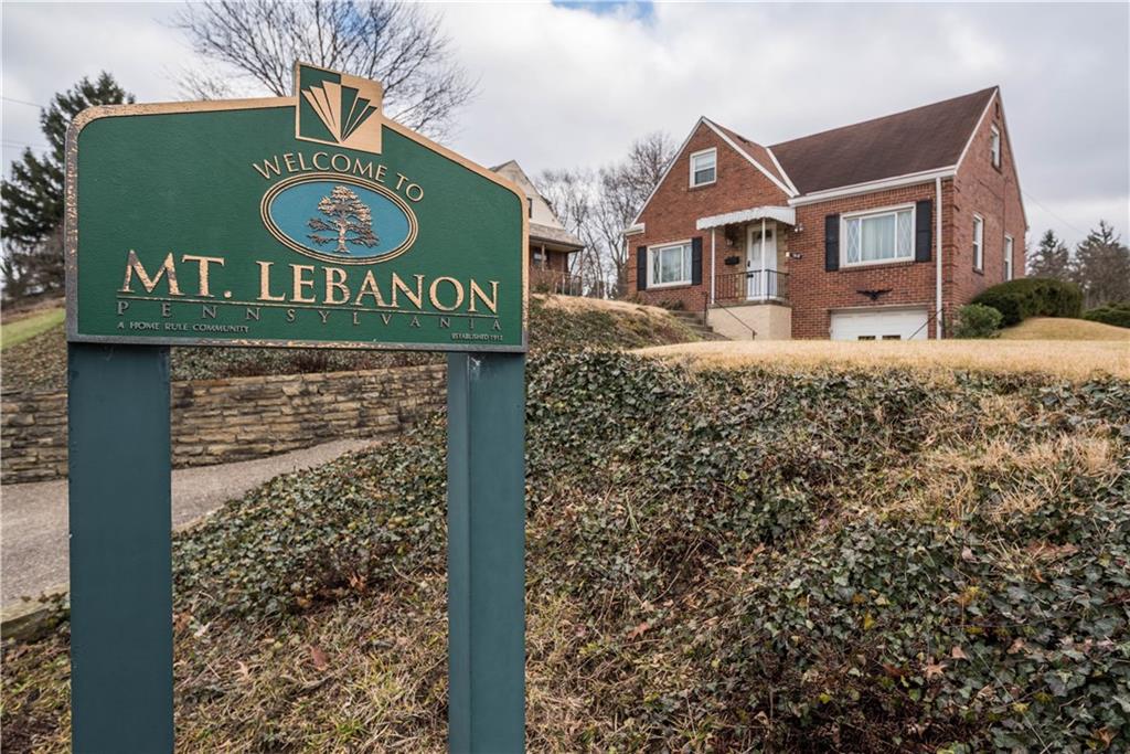 1519 Bower Hill Road Pittsburgh, PA 15243 - Photo 2 of 19 Gallery Image 2
