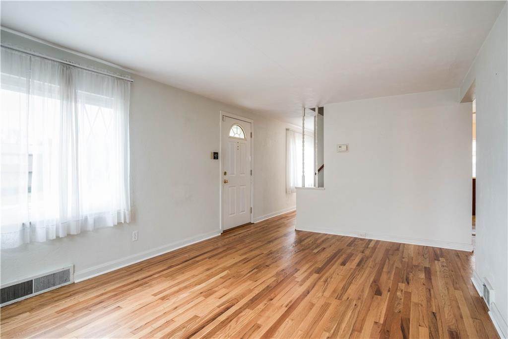 1519 Bower Hill Road Pittsburgh, PA 15243 - Photo 3 of 19 Gallery Image 3