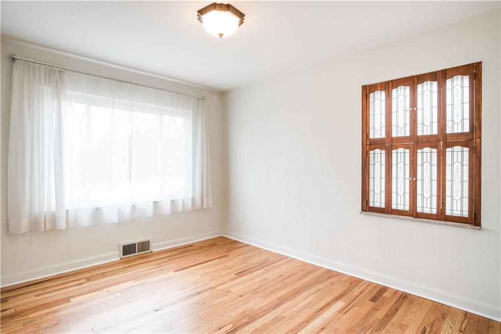 1519 Bower Hill Road Pittsburgh, PA 15243 - Photo 6 of 19 Gallery Image 6