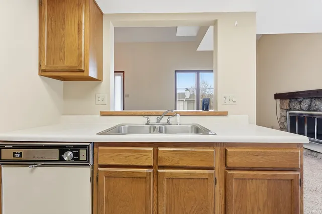 $179,900 | 6126 Crofton Drive, Fort Wayne, IN 46835