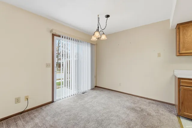 $179,900 | 6126 Crofton Drive, Fort Wayne, IN 46835