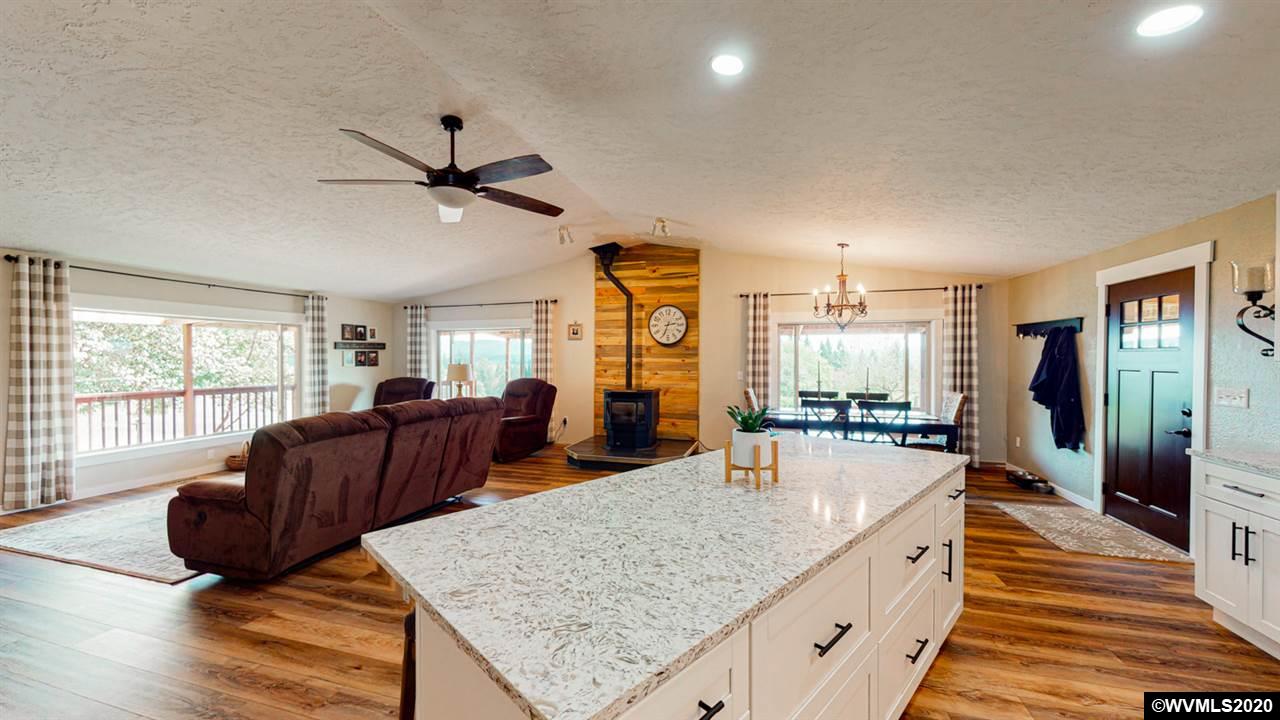 28776 Berlin Road Sweet Home, OR 97386 - Photo 9 of 35 Gallery Image 9
