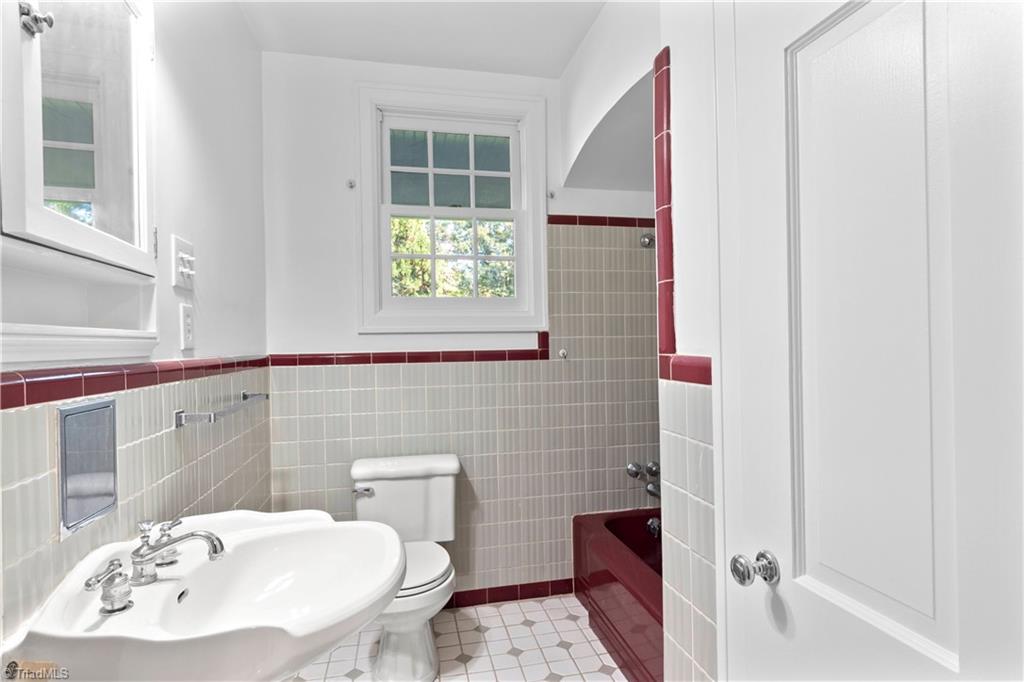 940 Avon Road Winston-Salem, NC 27104 - Photo 23 of 30 Gallery Image 23