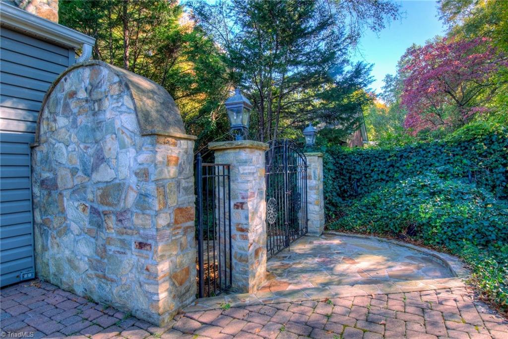 940 Avon Road Winston-Salem, NC 27104 - Photo 26 of 30 Gallery Image 26