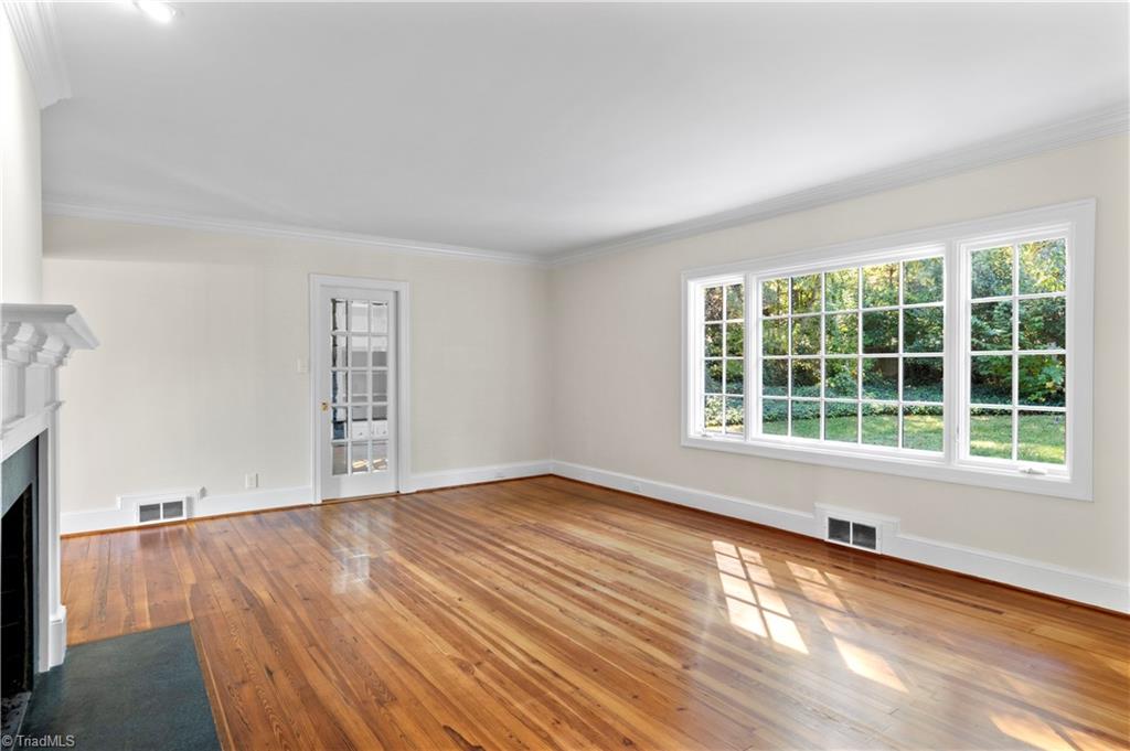 940 Avon Road Winston-Salem, NC 27104 - Photo 8 of 30 Gallery Image 8